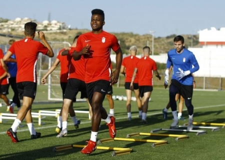 Azeez ya suda la camiseta (P.VILLOSLADA GCF)