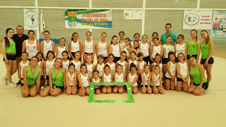 Participantes en el Campus de Gimnasia Rítmica (AYTO. CÚLLAR VEGA)