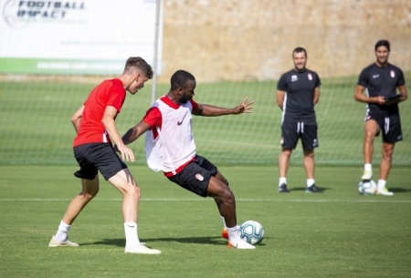El Granada continúa preparándose en Marbella de cara a la próxima temporada (Foto: GCF)