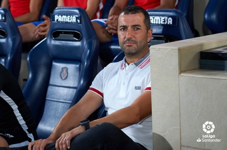 Diego Martínez, entrenador del Granada CF, en un momento del encuentro ante el Villarreal CF (LA LIGA)