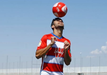 Koybasi ya luce como rojiblanco (P. VILLOSLADA / GCF)