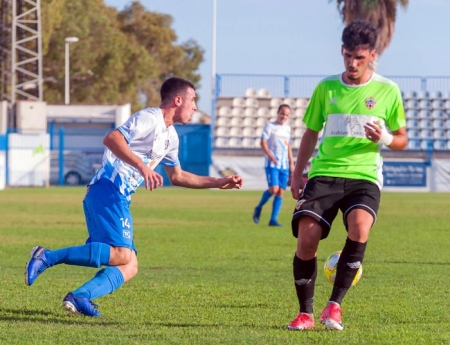El local Puga fue uno de los jugadores más destacados (SEMANARIO MUCHO DEPORTE)