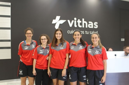 Jugadoras del Grupo Hafesa Raca durante el reconocimiento médico  (RACA)
