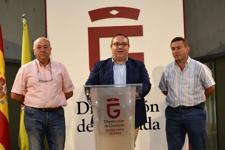 El Diputado de Deportes, Manuel Guirado ha presentado las ayudas (R. MARTÍNEZ / DIPGRA)