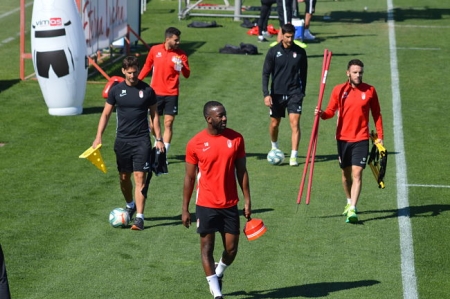 Neyder, Vico y Quini vuelven a pisar el césped (GRJ)