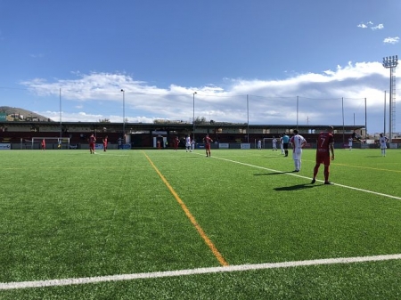 Inicio del partido entre Guadix y Rincón (CD RINCÓN)