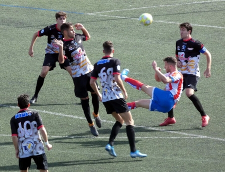 El Loja empató ante el Polo Almería (PACO CASTILLO)