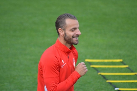 Soldado quier volver a marcar (GRJ)