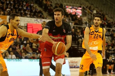 Joan Pardina durante el partido con Lleida (JOSÉ VELASCO) 