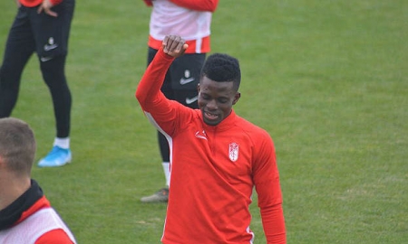 Azeez está de vuelta (GRJ)