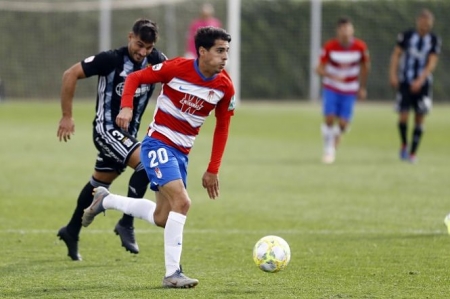 El Recreativo quiere conseguir la victoria (GRANADA CF)