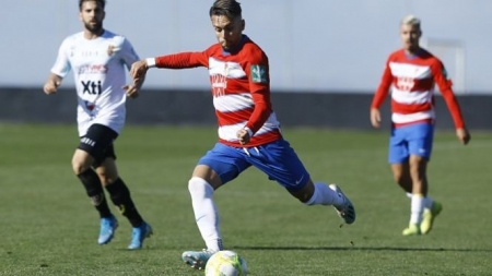 El Recreativo Granada sigue sin reaccionar (GRANADA CF / ARCHIVO)