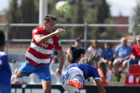 El filial del Granada CF jugará por primera vez en Los Cármenes esta temporada (J. VELASCO)