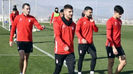 Jugadores del Recreativo tras un entreno (,GRANADA CF)