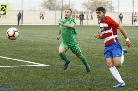 El Granada juvenil sacó un empate en Málaga (GRANADA CF)