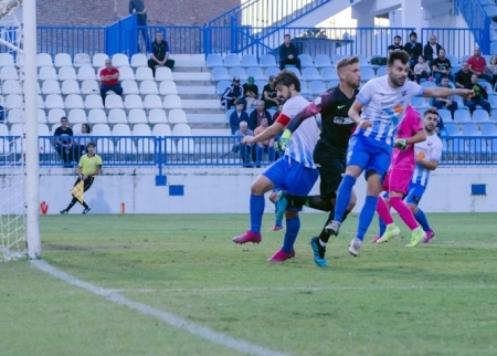 El CF Motril recibe al Loja CD para estrenar el nuevo césped del estadio costero (SEMANARIO MUCHO DEPORTE / ARCHIVO)