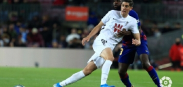 Carlos Fernández, titular en el Camp Nou, podría repetir de salida esta noche en Badalona (LA LIGA) Carlos Fernández, titular en el Camp Nou, podría repetir de salida esta noche en Badalona (LA LIGA)