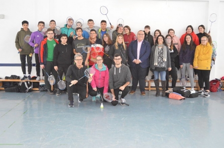 Participantes en el Circuito Provincial de Badminton (DIPUTACIÓN)