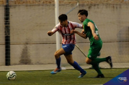 El Arenas tiene un complicado encuentro ante el Estepona (J. M. BALDOMERO)