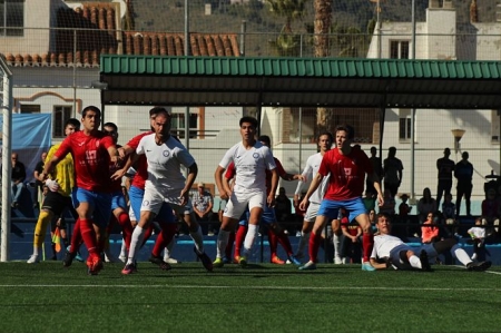 El Churriana se llevó la victoria ante el Almuñécar City (CD ALMUÑÉCAR CITY) 