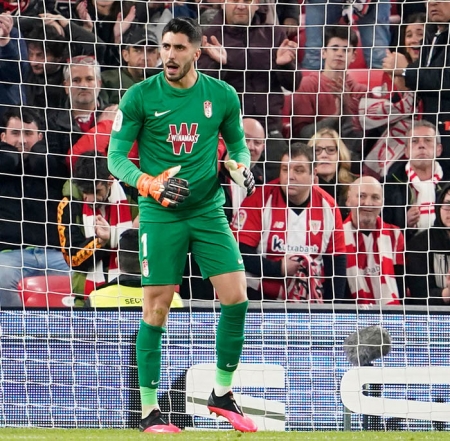 Rui Silva fue clave bajo los palos para que el Granada CF no encajara algún tanto más (GRANADA CF)