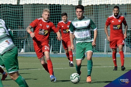 El Celtic derrotó a uno de los favoritos al ascenso (JOSÉ M. BALDOMERO) 
