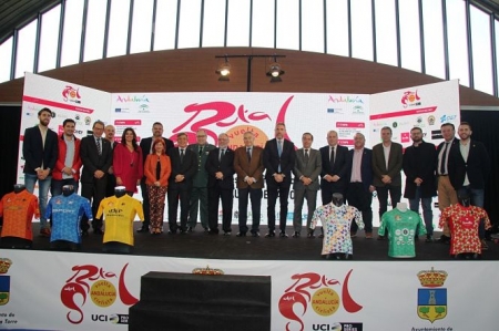 El secretario general para el Turismo, Manuel Muñoz, en la presentación de la Vuelta Ciclista Andalucía (JUNTA) 