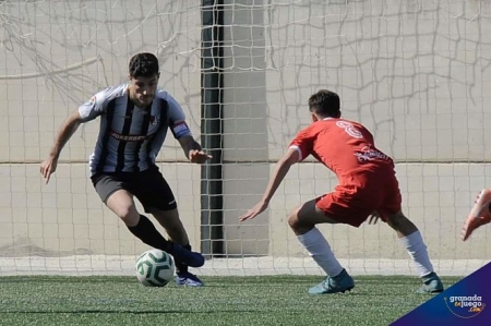 El Arenas logró remontar ante el Martos (JOSÉ M. BALDOMERO) 