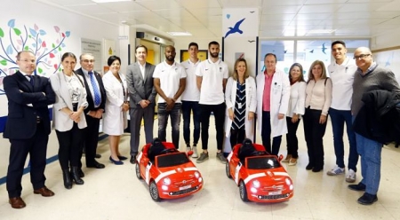 Un momento de la visita (P.VILLOSLADA GCF) Un momento de la visita (P.VILLOSLADA GCF)