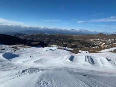 Sierra Nevada, preparada para la Copa del Mundo de Snowboard Cross (CETURSA) 