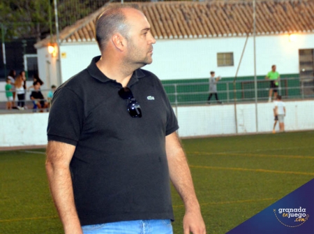 Manolo Rojas, entrenador del Atarfe Industrial (LÁZARO) 