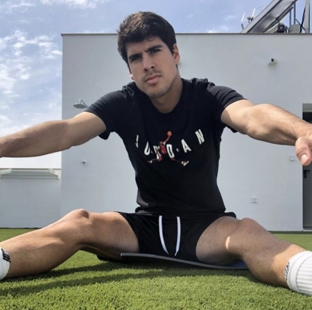 Mario Rodríguez entrenando en casa (GRANADA CF)  
