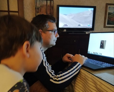 El Presidente del Guadix, Eduardo Salmerón confinado estos días en casa (GRJ)