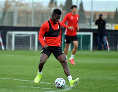 Ramón Azeez durante un entrenamiento (GRJ)