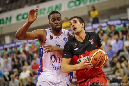 David Iriarte durante un partido (FUNDACIÓN CB GRANADA) 