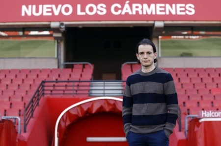 David Tenorio seguirá comandando la nave del Recreativo (GRANADA CF)