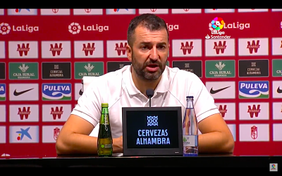 Diego Martínez, entrenador del Granada CF, en la rueda de prensa (GRJ)