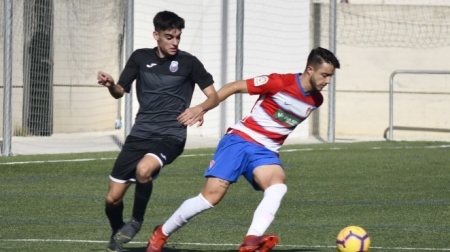 Raúl Castro, durante un partido ante el CAD Nervión esta temporada (GRANADA CF)