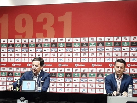 Monterrubio, a la izquierda, acompañado de Fran Sánchez (FRAN CALVO)