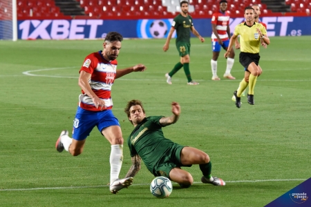 Puertas, durante una acción del último partido de Liga (J.M. Baldomero)