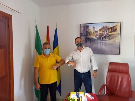 Los presidentes de ambos clubes tras sellar la fusión (ATLÉTICO OGIJARES)