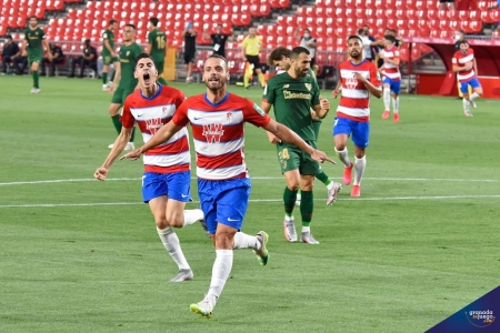 Soldado celebra su gol de la última jornada ante el Athletic (BALDOMERO) Soldado celebra su gol de la última jornada ante el Athletic (BALDOMERO)