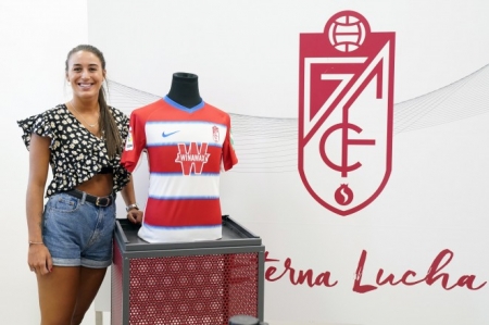 Yurena seguirá vestida de rojiblanco hasta 2021 (GCF)