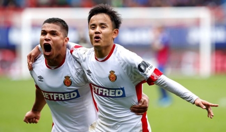 Cucho Hernández junto a Kubo, dos objetivos errados Cucho Hernández junto a Kubo, dos objetivos errados