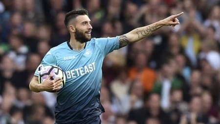 Bastón durante su etapa en Inglaterra Bastón durante su etapa en Inglaterra