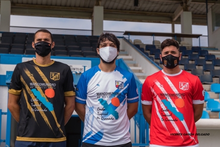 Así serán las nuevas camisetas del Motril (CF MOTRIL)