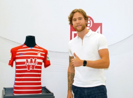 Bruno Morais es nuevo central del Recreativo (GRANADA CF)