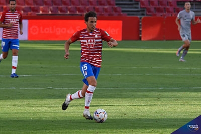 Luis Milla se estrenó como jugador y goleador de Primera ante el Athletic (JOSÉ M. BALDOMERO) Luis Milla se estrenó como jugador y goleador de Primera ante el Athletic (JOSÉ M. BALDOMERO)