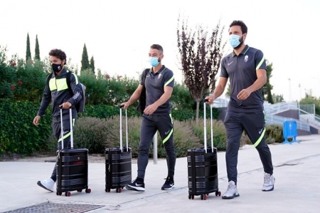 El equipo ya vuela hacia Durrës (P. VILLOSLADA / GCF) El equipo ya vuela hacia Durrës (P. VILLOSLADA / GCF)