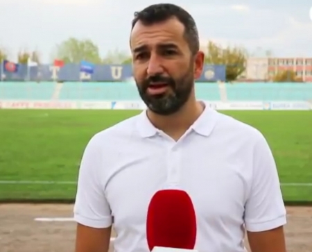 Diego Martínez, entrenador del Granada CF, tras el encuentro ante el KF Teuta (GCF)